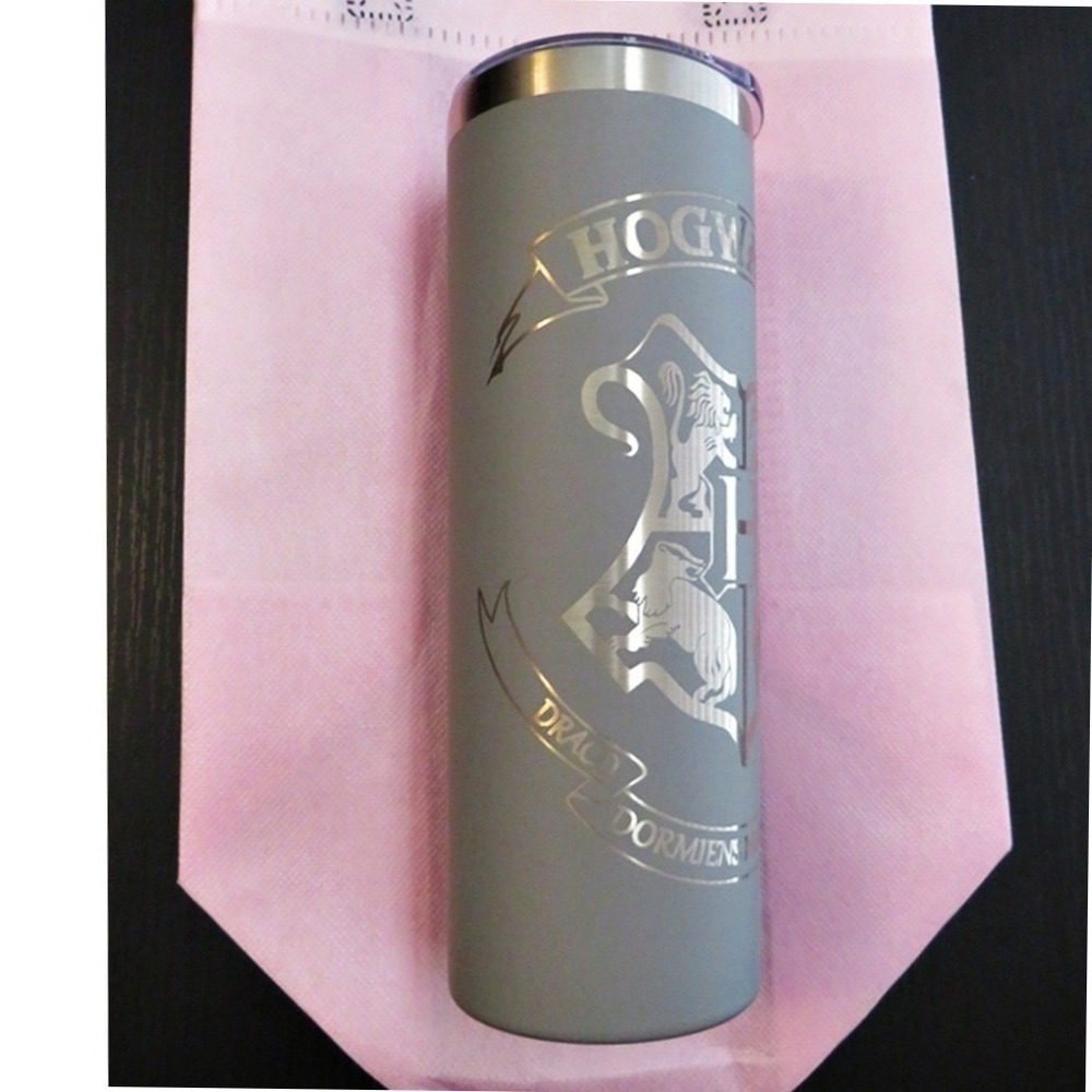 New Hogwarts Harry Potter Gray 20 oz Tumbler - Picture 2 of 5